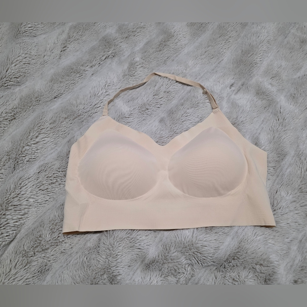 Seamless Cream Bralette